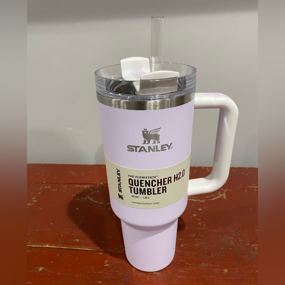 40 oz Stanley Quencher Wisteria